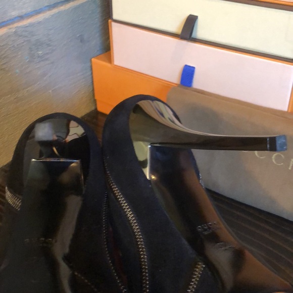 Gucci Zipper heels - Picture 15 of 17